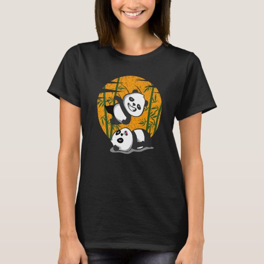レスリング パンダ 中国竹を食べる動物 ビー Tシャツ (正面)