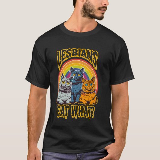 レズビアンが何を食べるのかって?面白い猫 Tシャツ (正面)