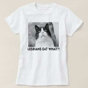 レズビアンは!か。何を食べます!か。 Tシャツ