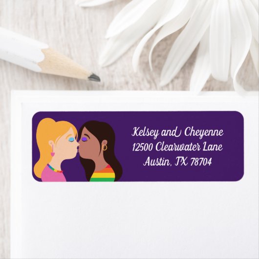 レズビアンカップルキスかわいいカスタム差出人住所 ラベル (インサイチュ)