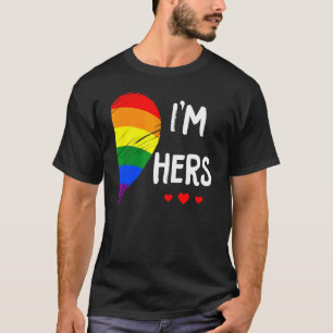 レズビアンカップルハート私は彼女のマッチングゲイLgbt Pr Tシャツ