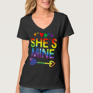 レズビアンカップル彼女は私のマッチングLgbtプライド1 Tシャツ