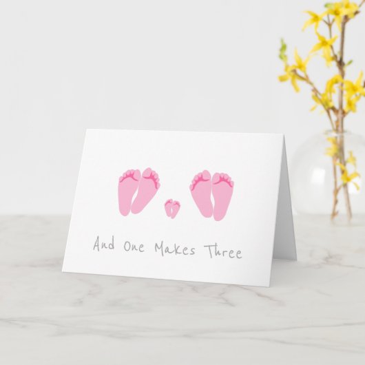 レズビアンカップル新生児女の子 – そして1は3を作る カード (黄色い花)