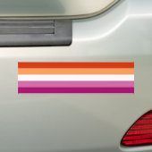 レズビアンプライドフラグLGBTQ バンパーステッカー (車上)