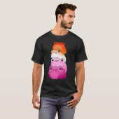 レズビアン国旗の色のカエル微妙なLgbtqサフィックプライド Tシャツ (正面フル)