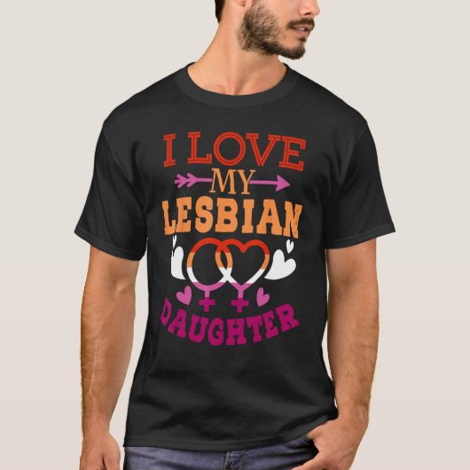 レズビアン娘LGBTQママ誇りを持ったパパパーが大好き Tシャツ (正面)