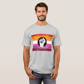 レズビアン ペイントされた 抗議の旗 Tシャツ (正面フル)