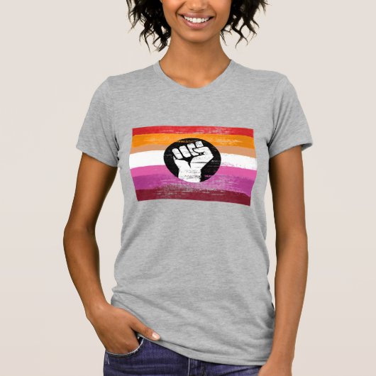 レズビアン ペイントされた 抗議の旗 Tシャツ (正面)