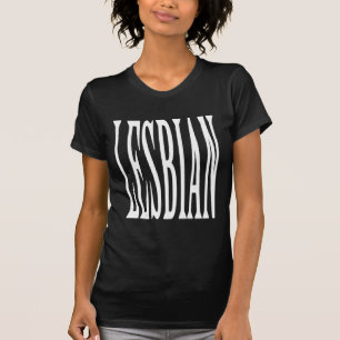 レズビアン Pride LGBTQ+ LGBTQ プライドパレード レズビアン+プロウド Tシャツ