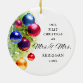 レズ結婚したビアパーソナライズされたカップル セラミックオーナメント (裏面)