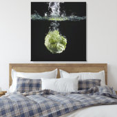 レタスが水に飛び散る キャンバスプリント (インサイチュ (寝室))