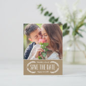 レタリング素朴クラフト写真の保存日付 案内ポストカード (スタンド正面)