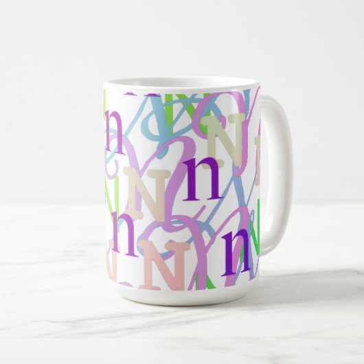 レターコンフェティ "N" コーヒーマグカップ (正面右)