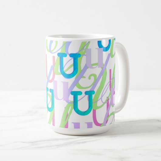 レターコンフェティ "U" コーヒーマグカップ (正面右)