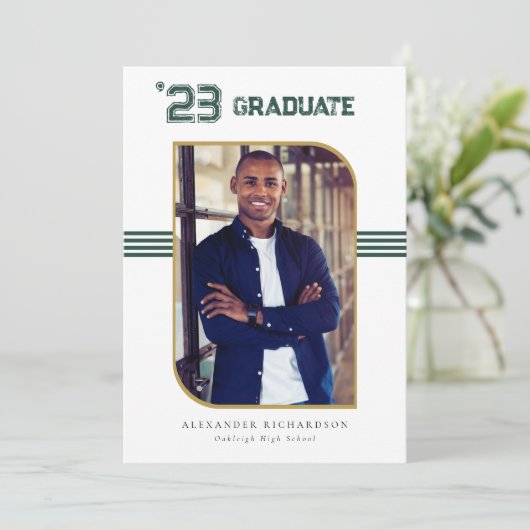 レターマン大学 |グリーン&金ゴールド卒業写真 案内状 (スタンド正面)