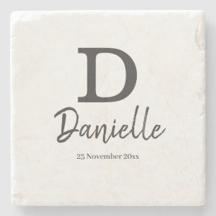 レターDイニシャルパーソナライズされた名と日付のスロー ストーンコースター