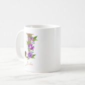 レターJ金ゴールドモノグラム | パープルグリーンフローラ コーヒーマグカップ (正面左)