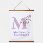 レターMと名(フローラデザイン) 吊り下げ型タペストリー (正面)