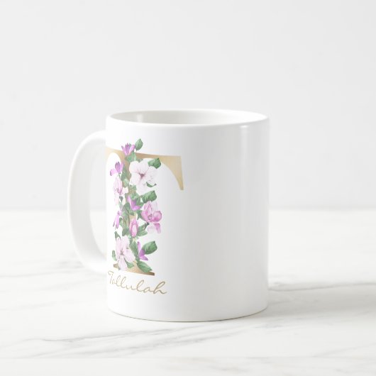 レターT金ゴールドモノグラムホワイトマゼンタパープルフローラ コーヒーマグカップ (正面左)