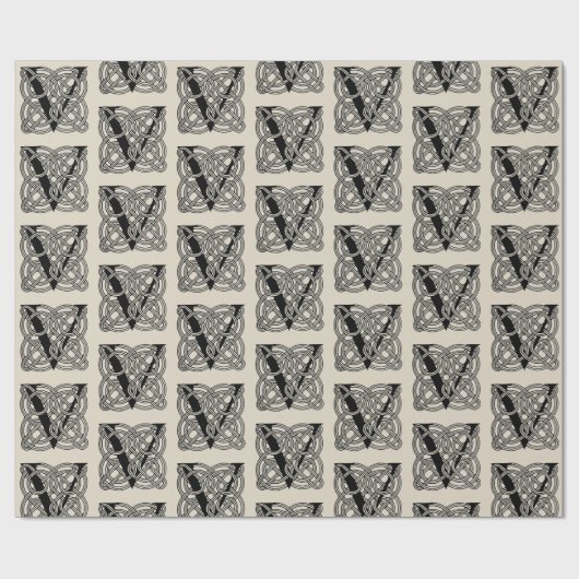 レターVヴィンテージケルト結び目模様モノグラム ラッピングペーパー (フラット)