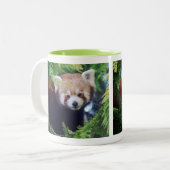 レッサーパンダのマグ ツートーンマグカップ (正面左)