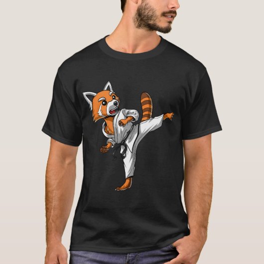 レッサーパンダの空手 Tシャツ (正面)