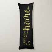 レッズホーム引用文オンイエローブラック ボディピロー (裏面 (縦))