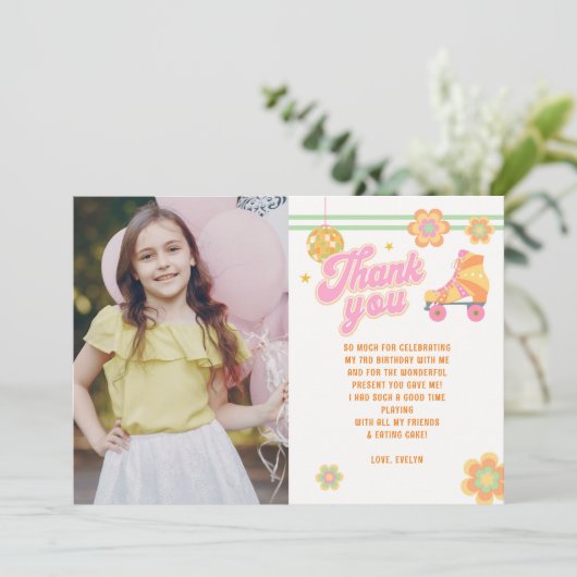 レッツガール転がロースケートで滑る誕生日写真 サンキューカード (スタンド正面)