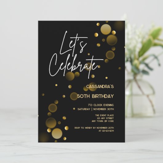 レッツ祝金ゴールド《写真》ぼけ味グラデーション黒誕生日 招待状 (スタンド正面)
