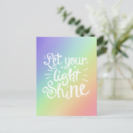 レットユアライトシャイン引用文 – レインボー ポストカード (スタンド正面)