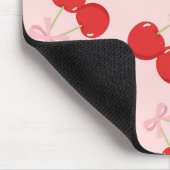 レッドさくらんぼとピンクボウコケットコテージシック マウスパッド (コーナー)