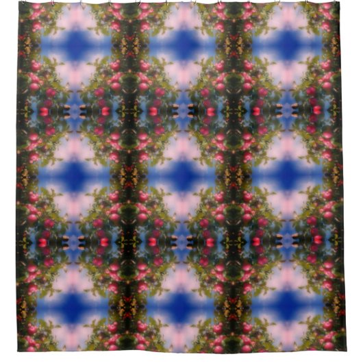 レッドアップルオンツリー抽象芸術 シャワーカーテン (正面)