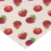 レッドアップルオンライトベージュテーブルクロス テーブルクロス (アングル)