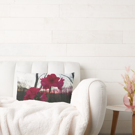 レッドアマリリス&ウィンターサンライズ ランバークッション (ソファ)