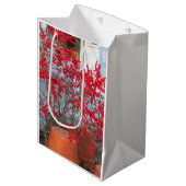 レッドウィンターベリー – Martha's Vineヤード ミディアムペーパーバッグ (正面アングル)