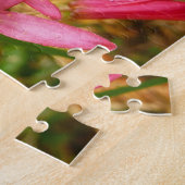 レッドウッズの赤いクリントニアの花 ジグソーパズル (側面)