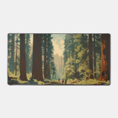 レッドウッドナショナルパークイラストレーショントレイルヴィンテージ デスクマット (正面)