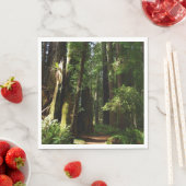 レッドウッド国立公園のレッドウッズとシダ スタンダードランチョンナプキン (インサイチュ)