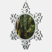 レッドウッド国立公園のレッドウッズとシダ スノーフレークピューターオーナメント (右)