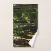 レッドウッド国立公園のレッドウッズとシダ ハンドタオル (ハンドタオル)