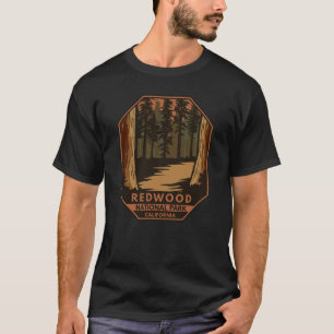 レッドウッド国立公園ミニマルレトロエンブレム Tシャツ
