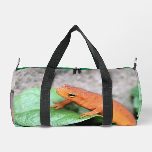 レッドエフトオレンジサラマンダーパーソナライズされた動物 ダッフルバッグ (裏面)
