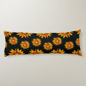 レッドオレンジキスゴールデンフラムガザニアフラワーズ ボディピロー (裏面)