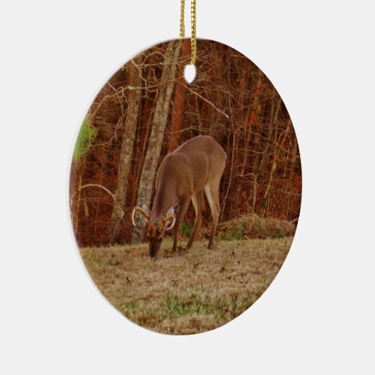 レッドオークカモフラージスタグバック食べ物を与えディアーズ セラミックオーナメント (右)