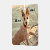 レッドオーストラリアの牛の犬 – Heeler – 雪の中 メタルオーナメント (正面左)