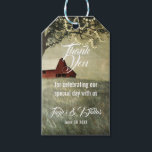 レッドカントリーバーン |カントリーモーニング ギフトタグ<br><div class="desc">レッドカントリー❤️バーンドオールドの赤い納屋、大きなオープンフィールドに文字列のライトを持つオークの木。アメリカの開放的な国や農業、その土地の近くに住む人々に敬意を払う大きなグループの一部である。素朴でヴィンテージが感じある。感謝してい探しのため❤️に#weddinginvitations #rusticwedding #stringlightsinvitations #vintageinvitations #backyardwedding #countryweddinginvitations #barnweddinginvitations</div>