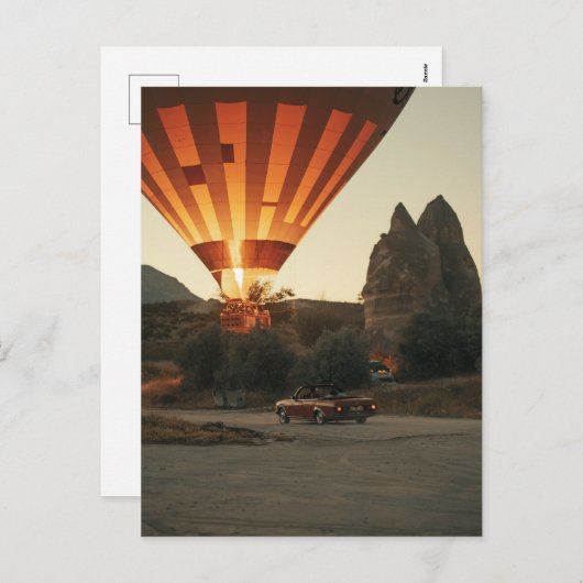 レッドカー付き魔法の日の出ホットエアバルーンビュー シーズンポストカード (正面/裏面)