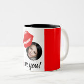 レッドキスサンキューパーソナライズされたヴァレンティネス・デイ ツートーンマグカップ (正面右)