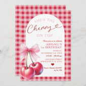 レッドギンガムシーズさくらんぼオントップガール誕生日ボウ 招待状 (正面/裏面)