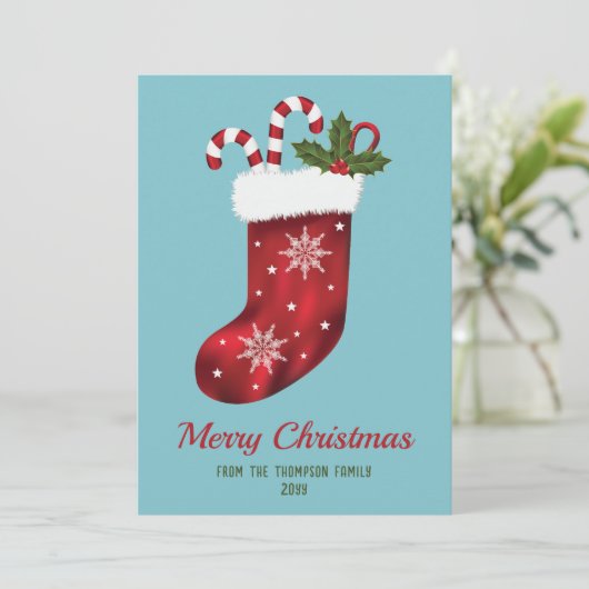 レッドクリスマスストッキングオンブルーウィズカスタム文字 シーズンカード (スタンド正面)